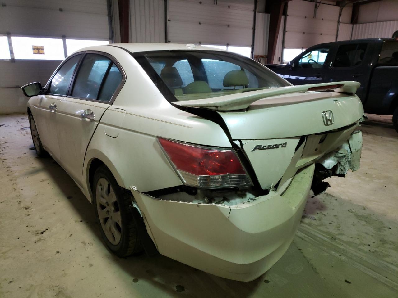 Photo 3 from auction – 2008 HONDA ACCORD EXL with VIN 1HGCP368X8A069549