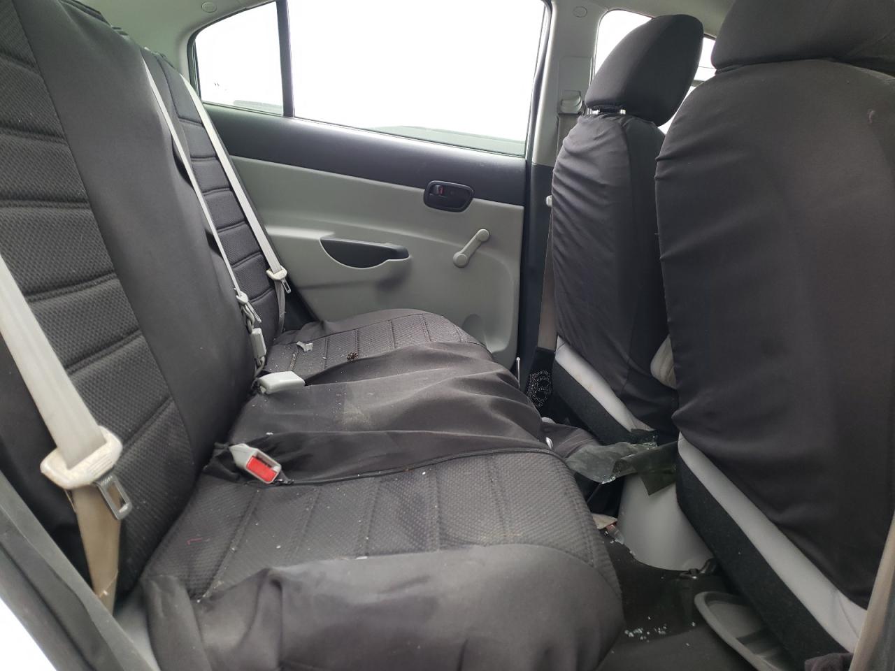 Photo 6 from auction – 2011 HYUNDAI ACCENT GLS with VIN KMHCN4AC0BU597530