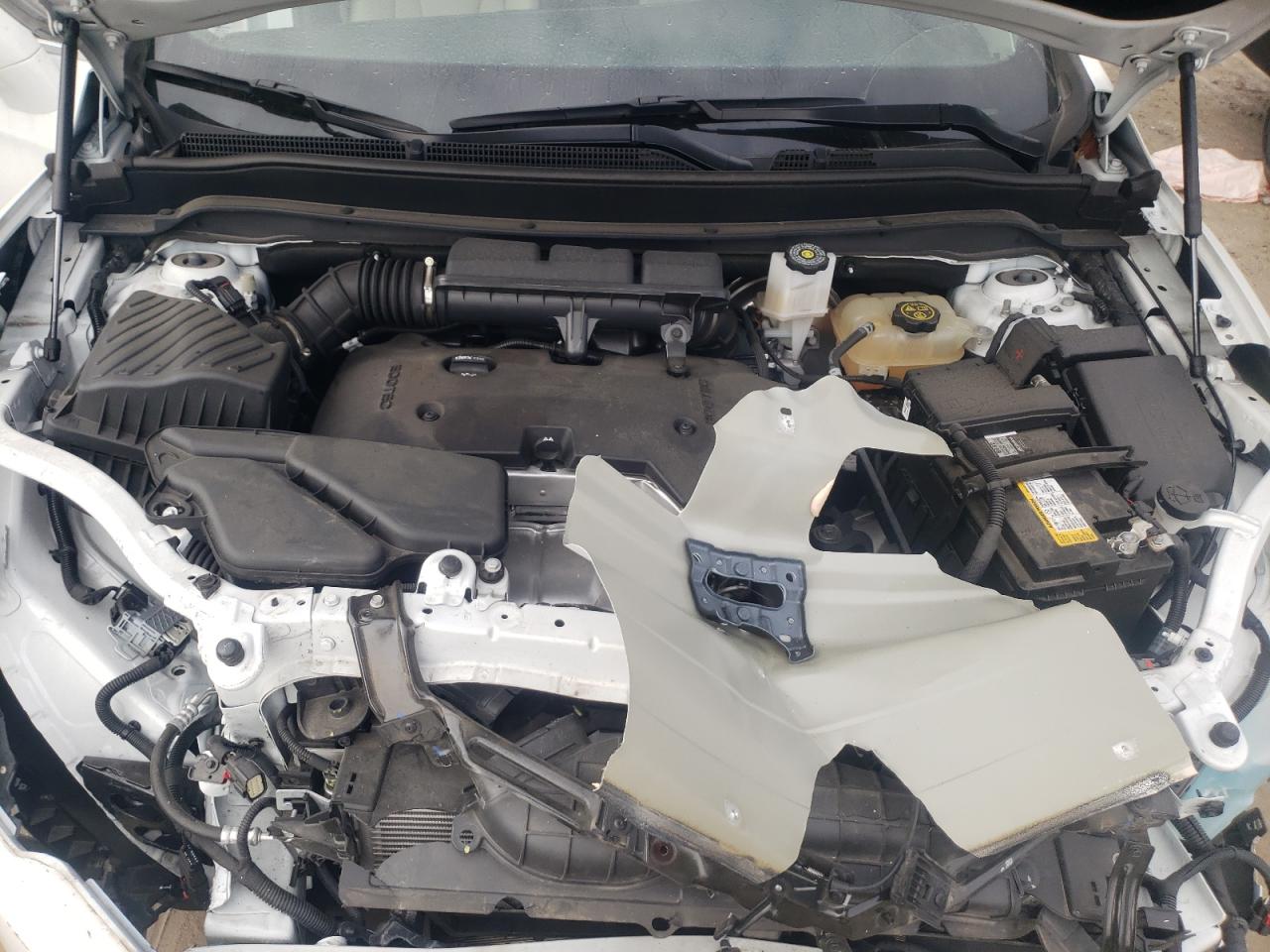 Photo 7 from auction – 2020 BUICK ENVISION E with VIN LRBFXCSA4LD200291