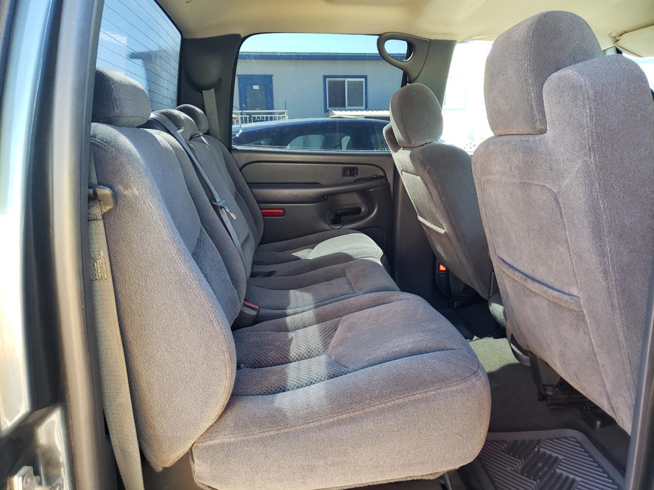 Photo 6 from auction – 2006 CHEVROLET SILVERADO with VIN 2GCEC13T361215653