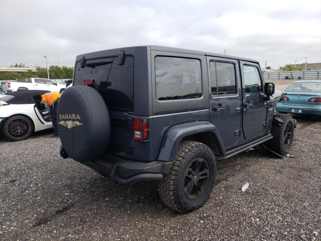Photo 4 from auction – 2017 JEEP WRANGLER U with VIN 1C4BJWEGXHL607855