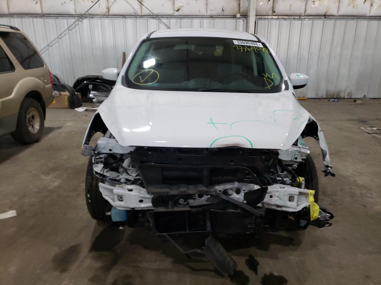 Photo 9 from auction – 2017 FORD ESCAPE SE with VIN 1FMCU0GD3HUA68965