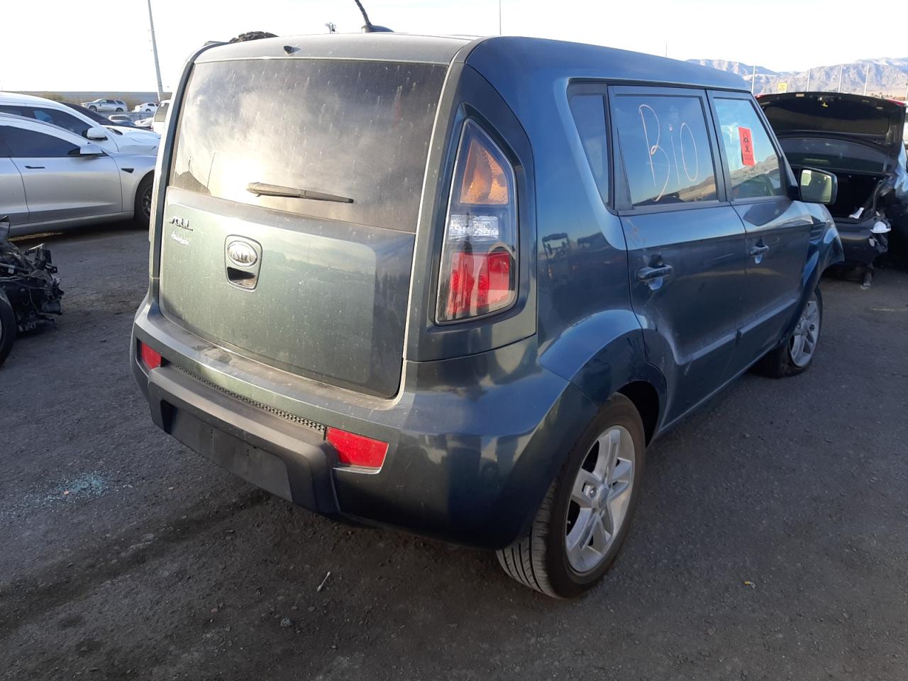 Photo 4 from auction – 2011 KIA SOUL + with VIN KNDJT2A27B7260140