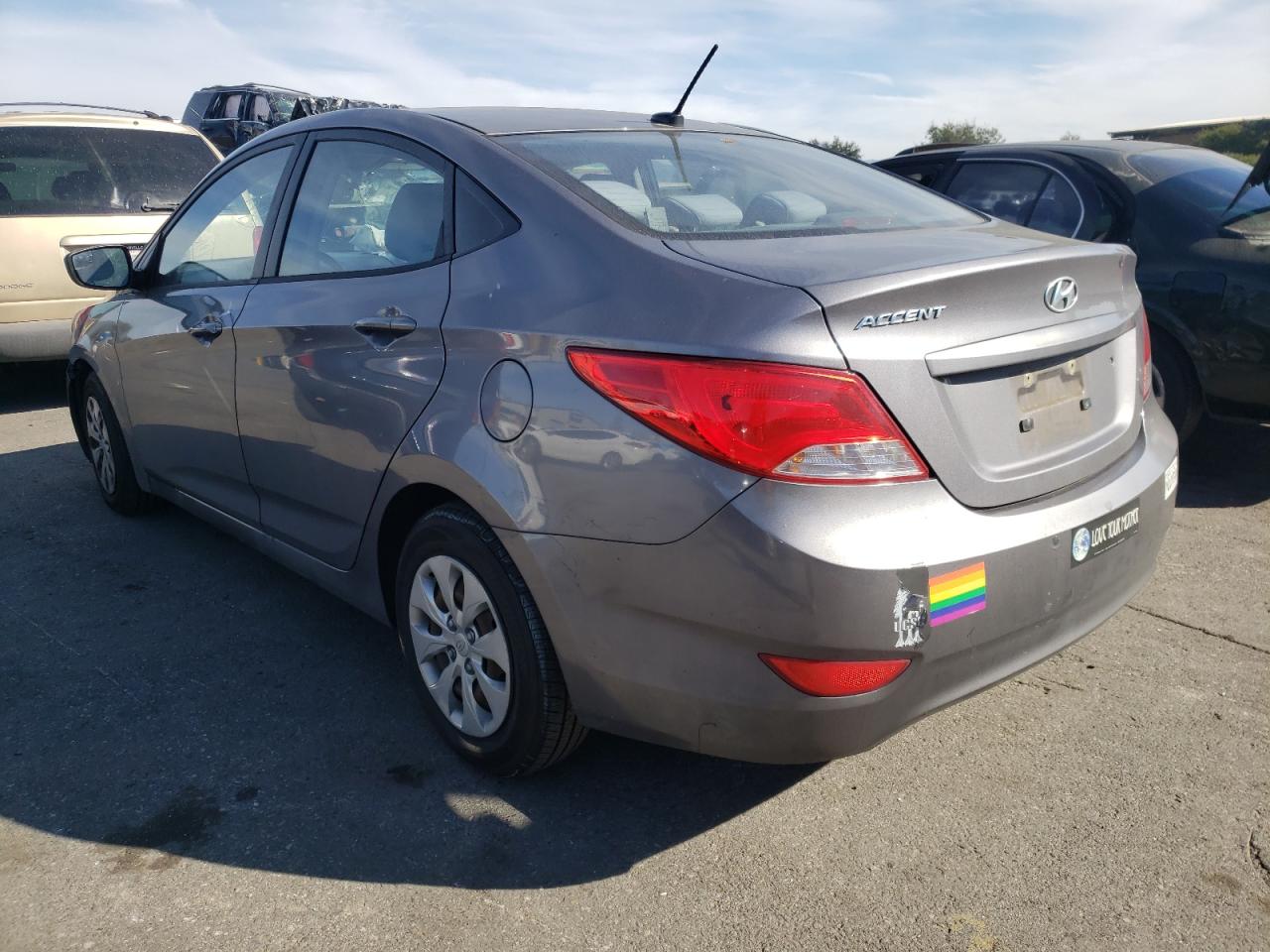 Photo 3 from auction – 2015 HYUNDAI ACCENT GLS with VIN KMHCT4AE0FU818637