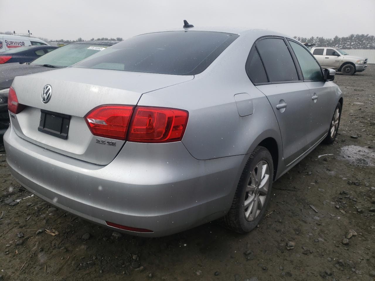 Photo 4 from auction – 2012 VOLKSWAGEN JETTA SE with VIN 3VWDP7AJ8CM411738