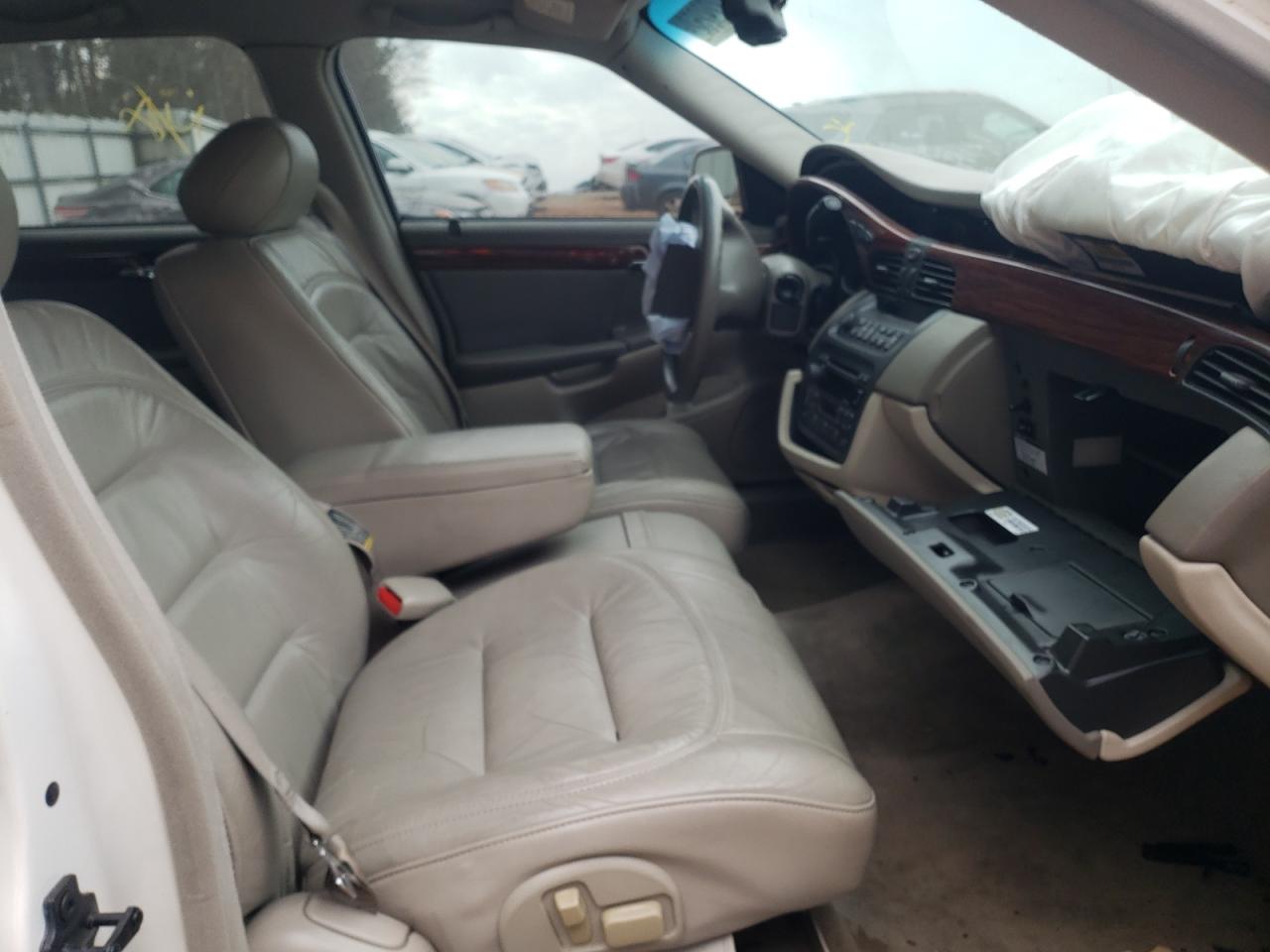 Photo 5 from auction – 2001 CADILLAC DEVILLE with VIN 1G6KD54Y81U279690