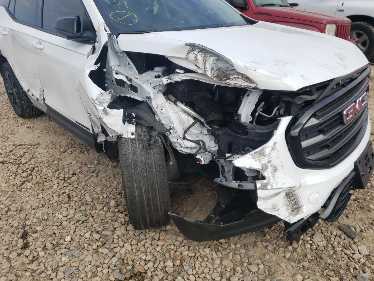 Photo 9 from auction – 2020 GMC TERRAIN SL with VIN 3GKALMEV9LL288717