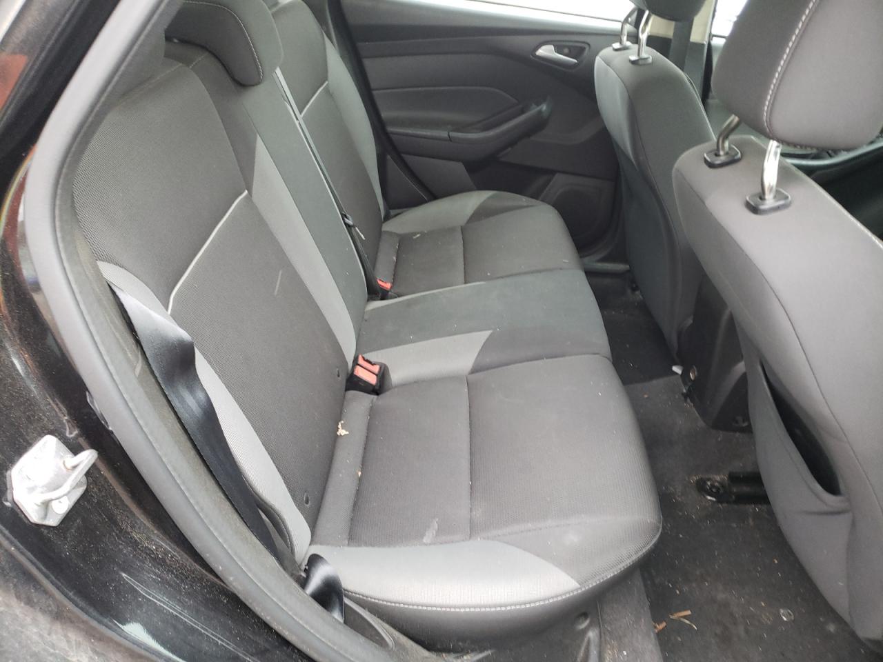 Photo 6 from auction – 2012 FORD FOCUS with VIN 1FAHP3K24CL113389