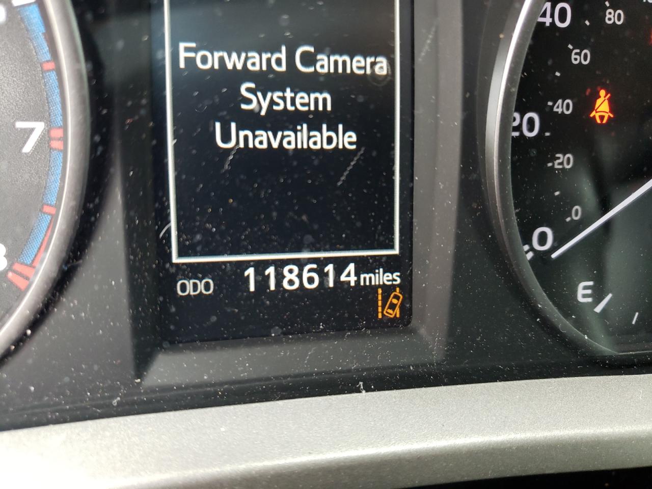 Photo 8 from auction – 2017 TOYOTA RAV4 LE with VIN 2T3BFREV0HW560169