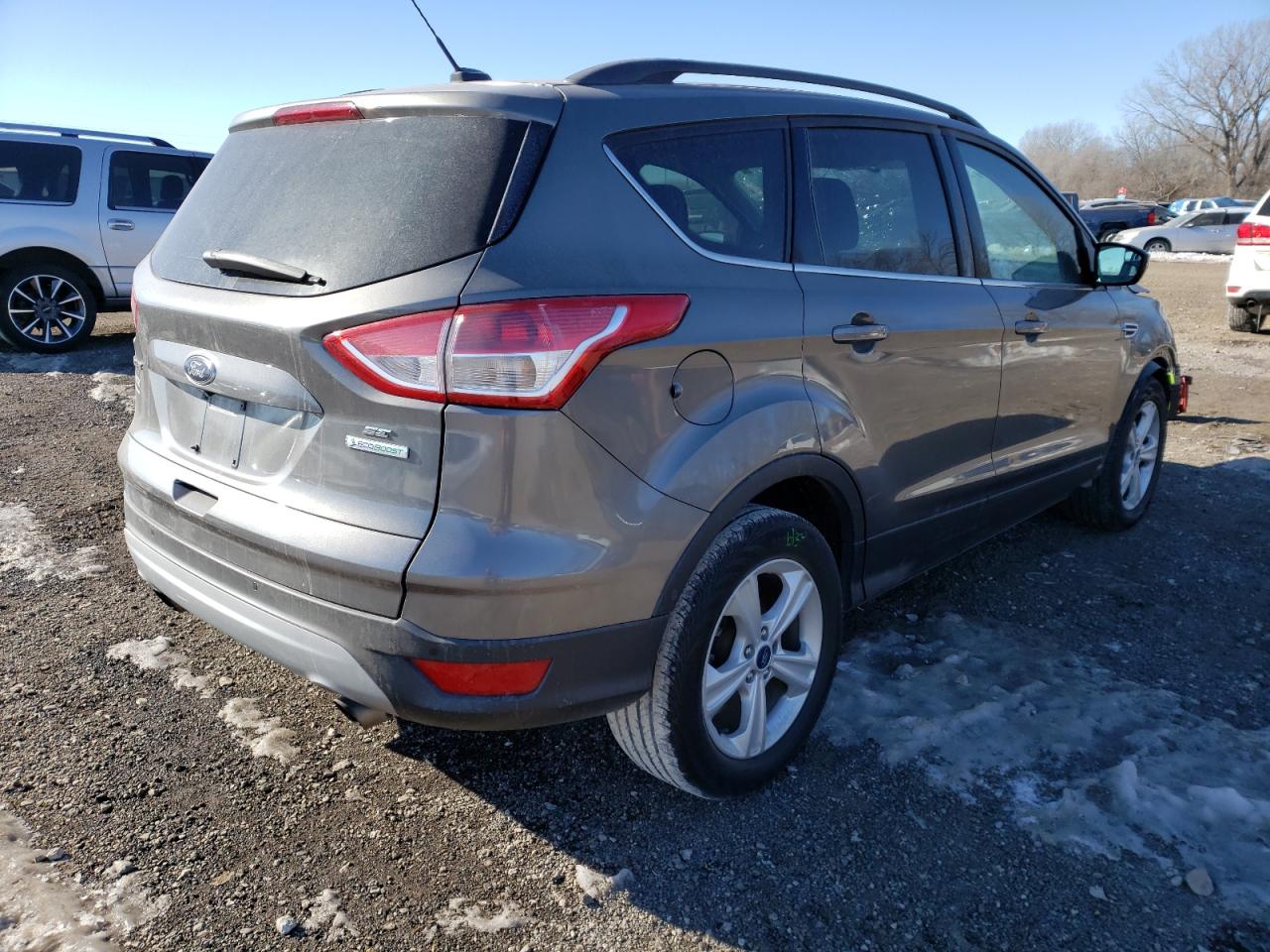 Photo 4 from auction – 2014 FORD ESCAPE SE with VIN 1FMCU0GX6EUB98356