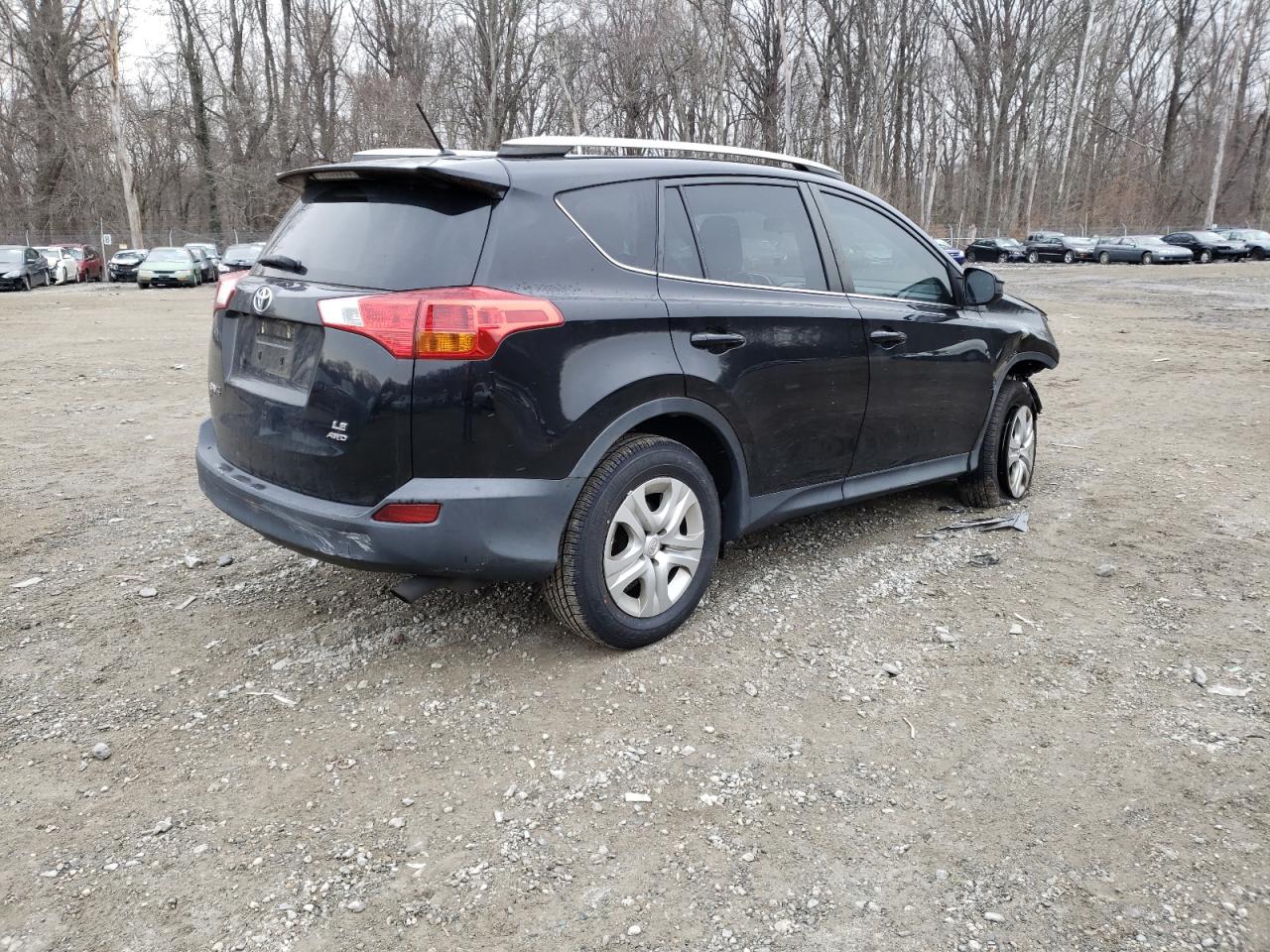 Photo 4 from auction – 2015 TOYOTA RAV4 LE with VIN 2T3BFREV8FW340744