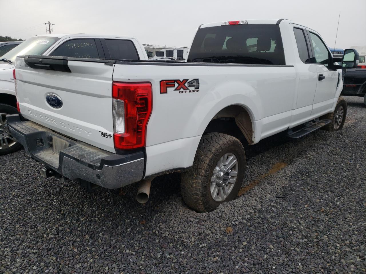 Photo 3 from auction – 2019 FORD F250 SUPER with VIN 1FT7X2B60KED99831