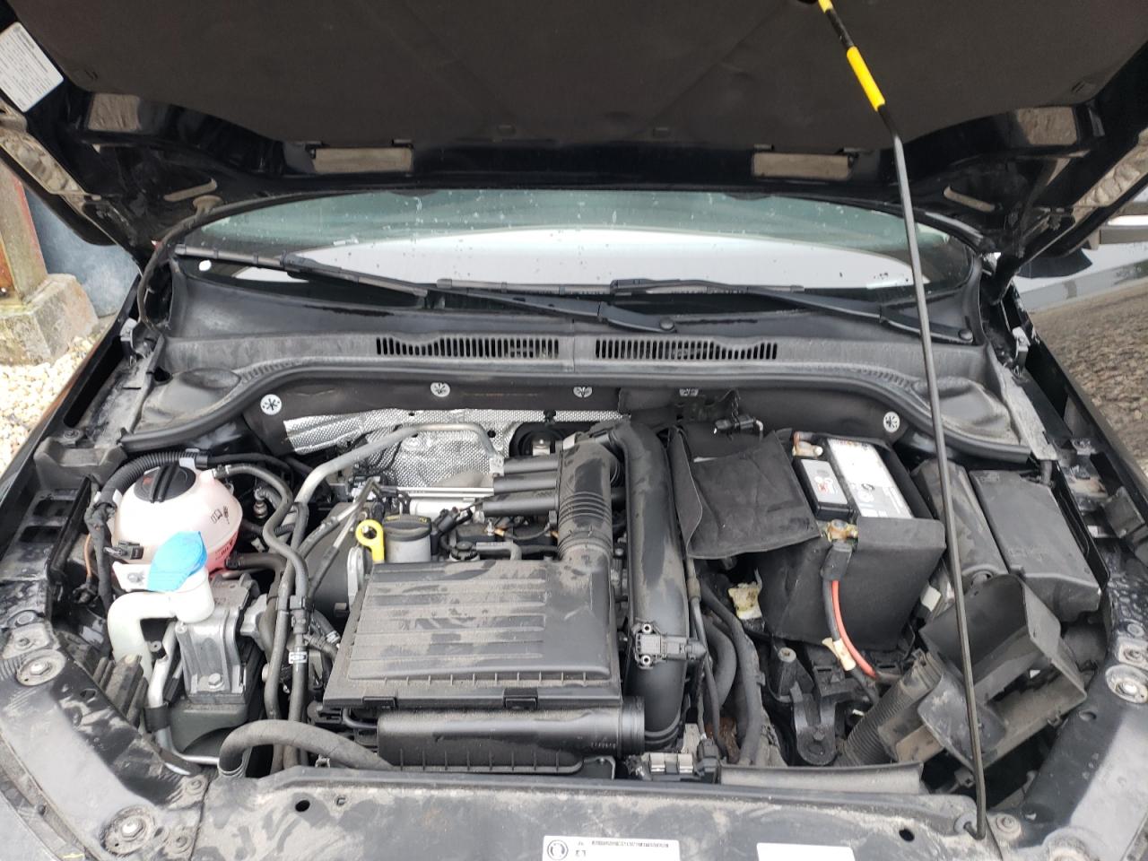 Photo 7 from auction – 2017 VOLKSWAGEN JETTA SE with VIN 3VWDB7AJ9HM229665