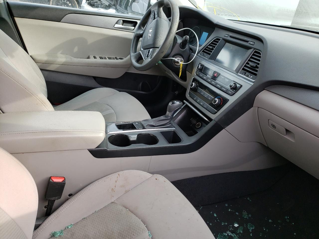 Photo 5 from auction – 2016 HYUNDAI SONATA SE with VIN 5NPE24AF2GH397900