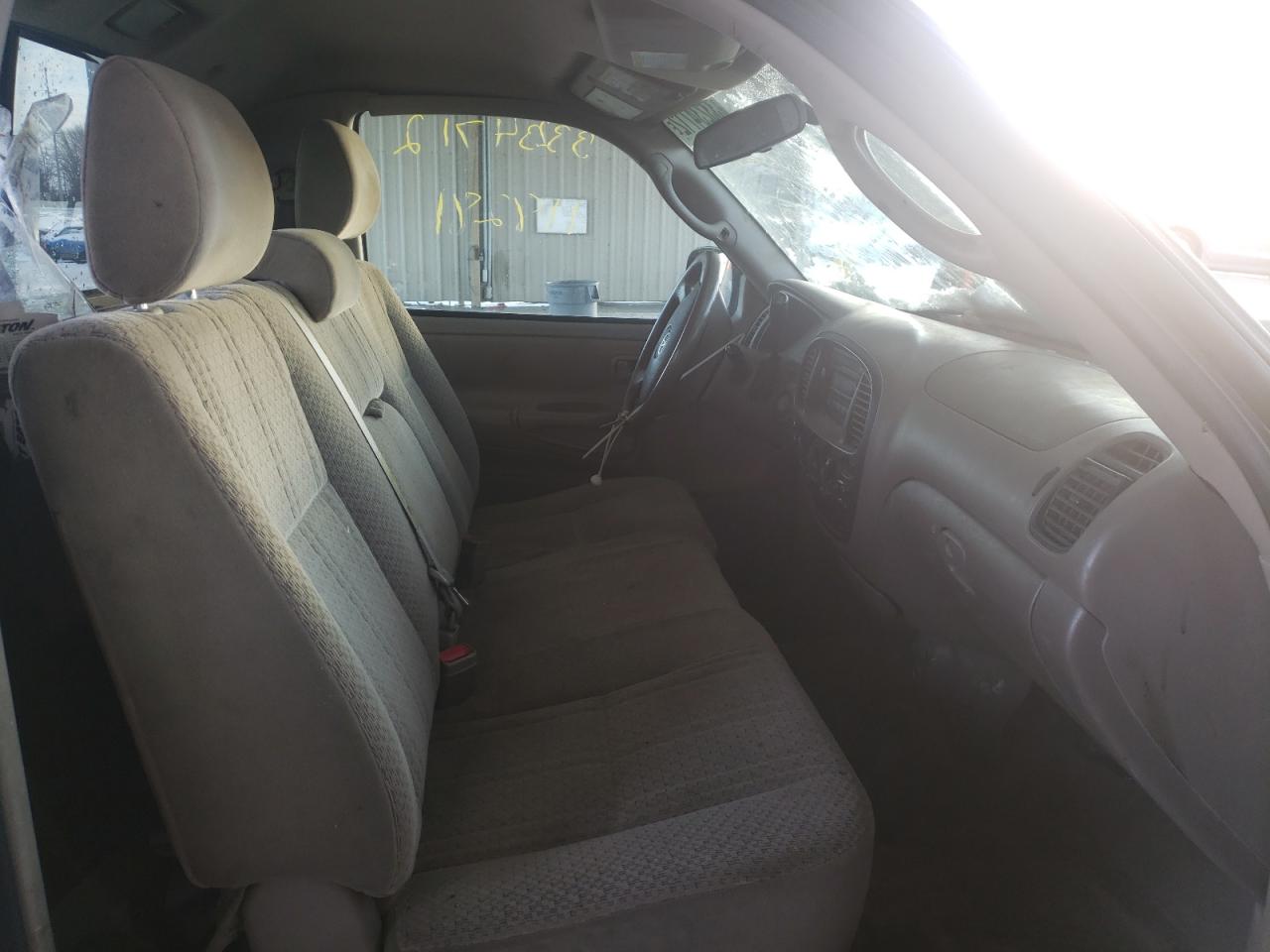 Photo 5 from auction – 2005 TOYOTA TUNDRA with VIN 5TBJT32105S470321