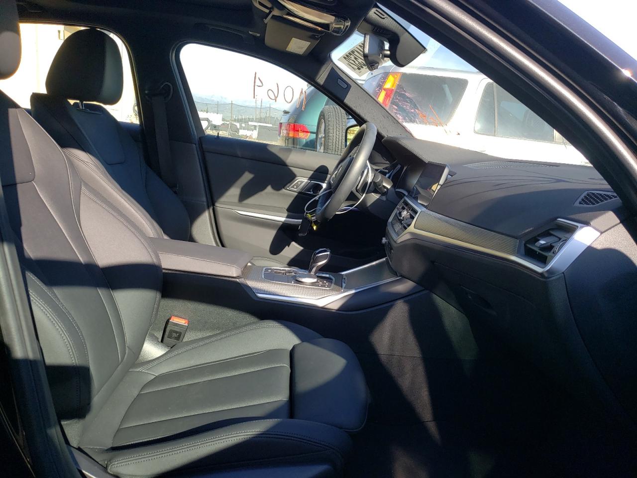 Photo 5 from auction – 2021 BMW M340I with VIN 3MW5U7J01M8B60737