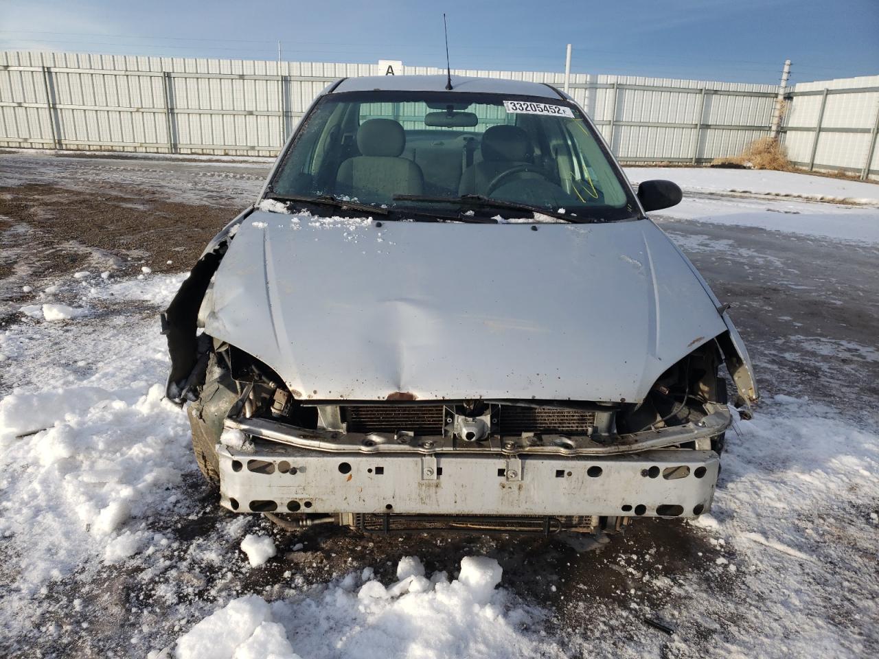 Photo 9 from auction – 2005 FORD FOCUS ZX4 with VIN 1FAFP34N65W163789