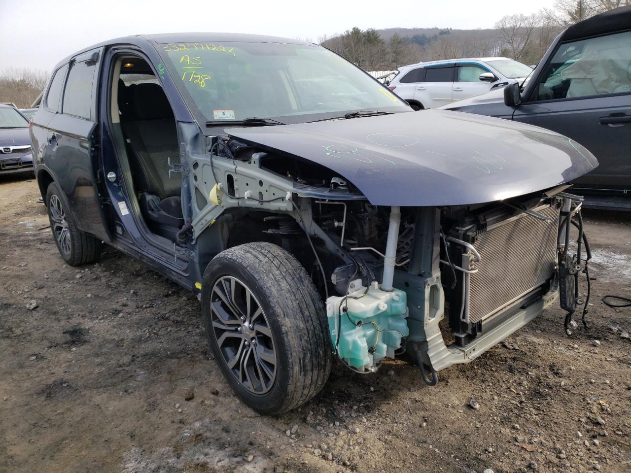 MITSUBISHI OUTLANDER 2018 with VIN JA4AZ2A34JZ004381 - Photo from auction