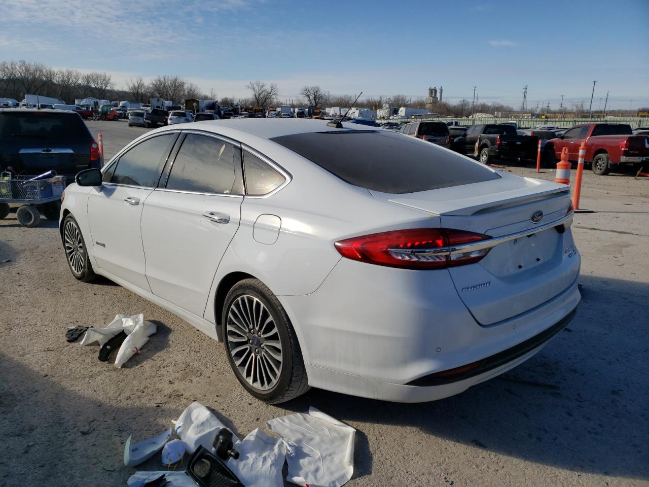 Photo 3 from auction – 2017 FORD FUSION TIT with VIN 3FA6P0RU7HR230518