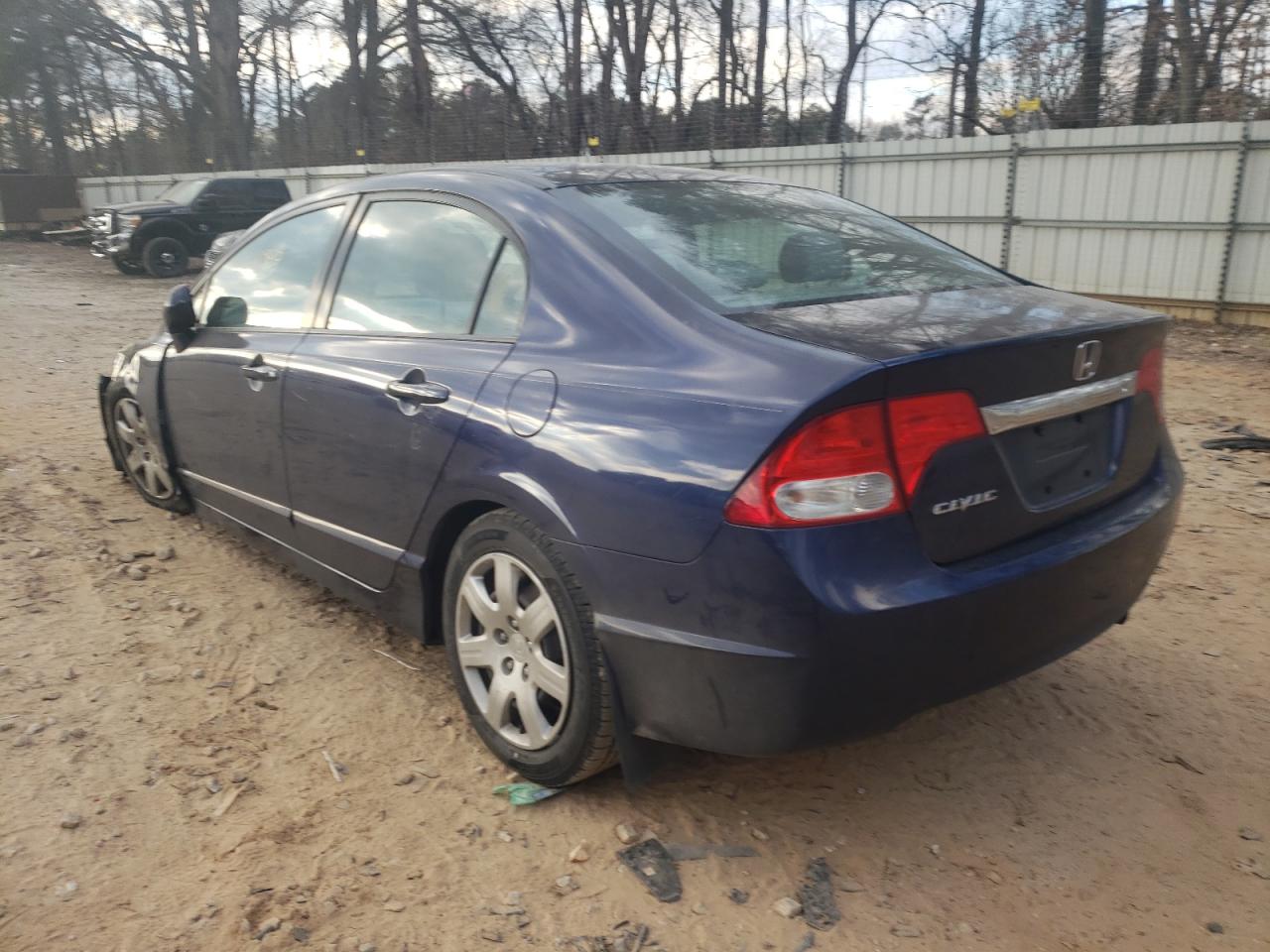 Photo 3 from auction – 2010 HONDA CIVIC LX with VIN 2HGFA1F55AH587181