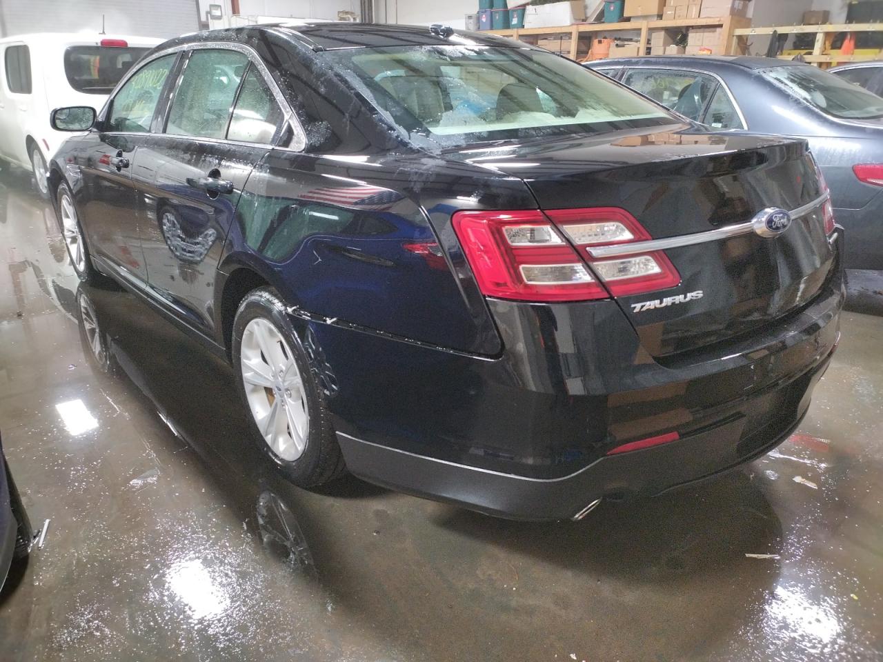 Photo 3 from auction – 2016 FORD TAURUS SE with VIN 1FAHP2D86GG105160