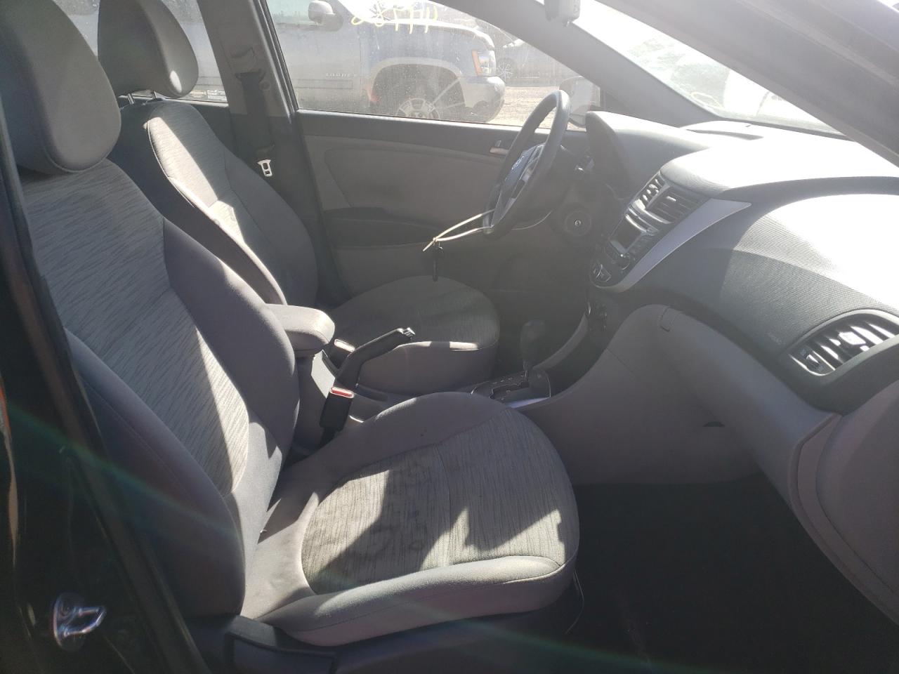 Photo 5 from auction – 2016 HYUNDAI ACCENT SE with VIN KMHCT4AE3GU078230