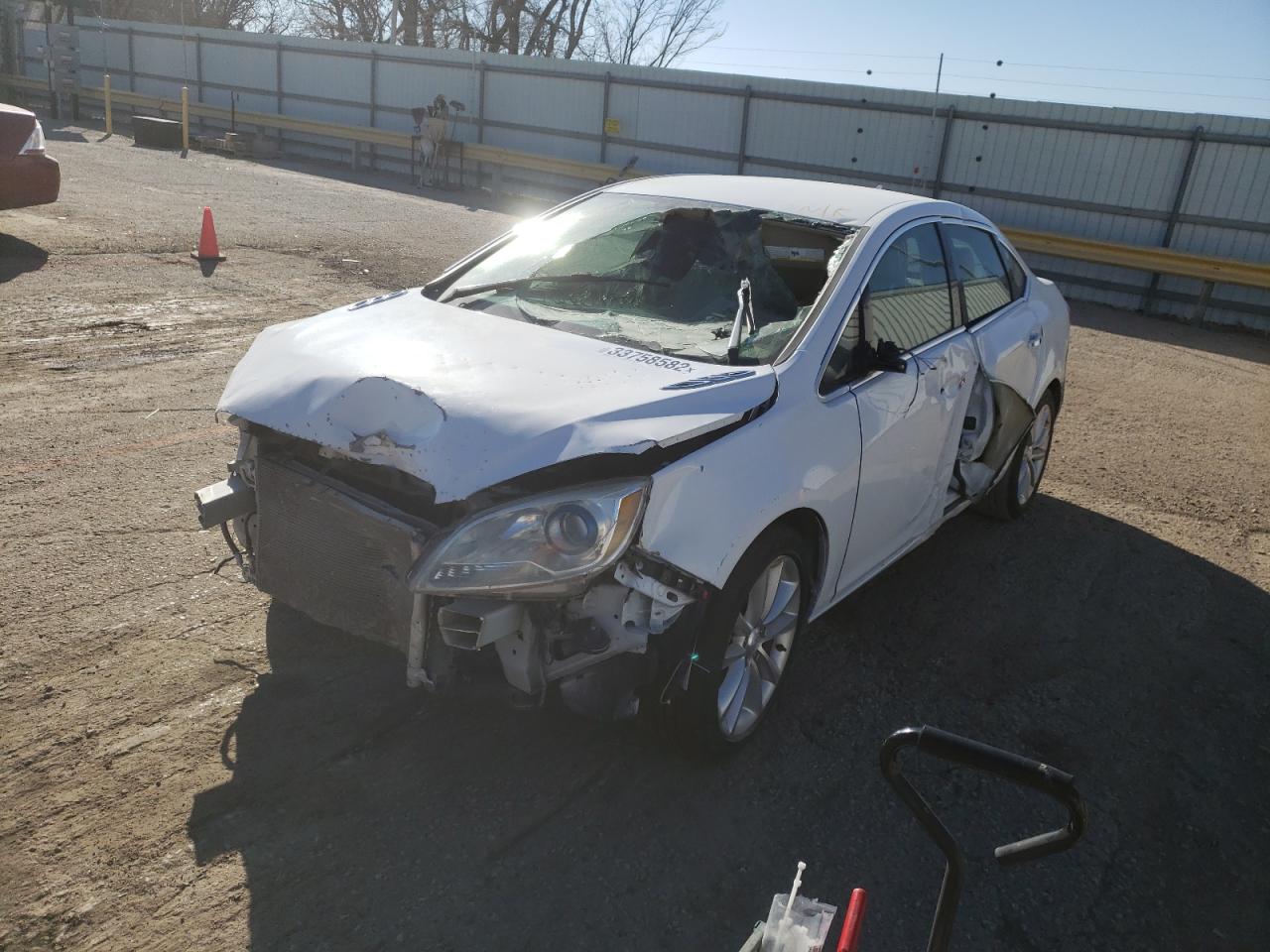 Photo 2 from auction – 2014 BUICK VERANO CON with VIN 1G4PR5SK9E4163340