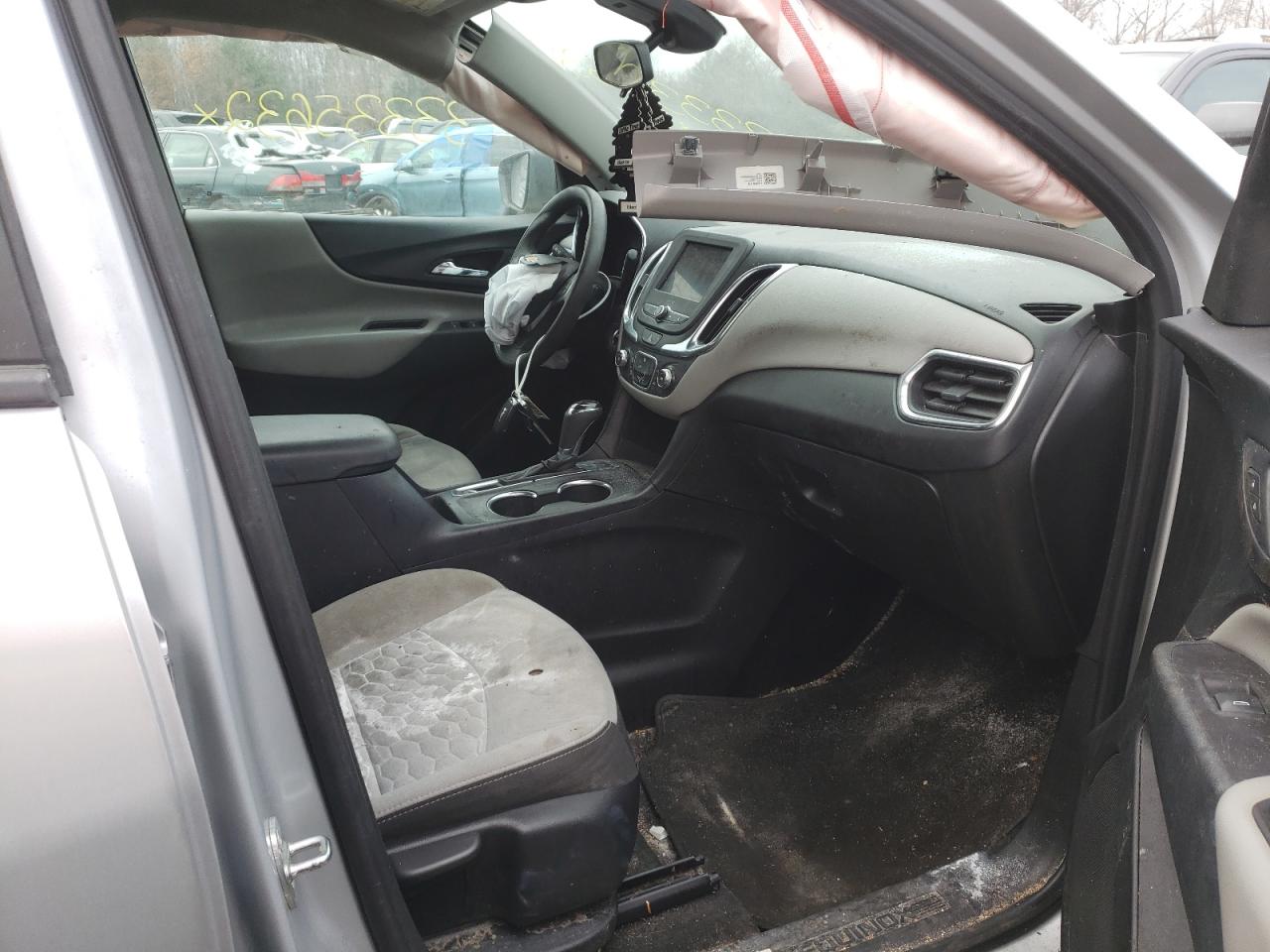Photo 5 from auction – 2020 CHEVROLET EQUINOX LS with VIN 2GNAXSEVXL6167436
