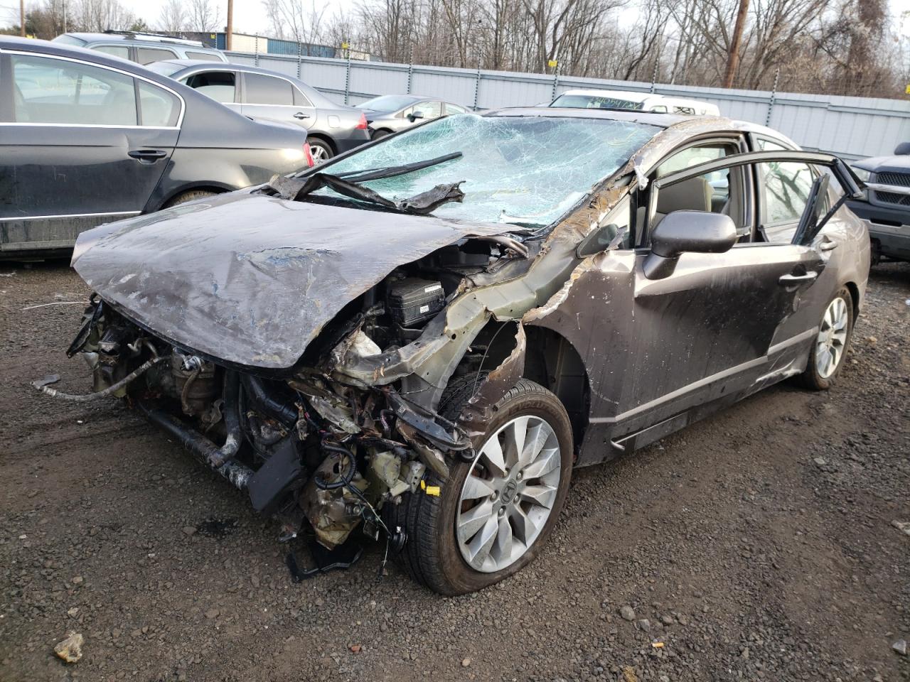 Photo 2 from auction – 2011 HONDA CIVIC EX with VIN 2HGFA1F83BH544664