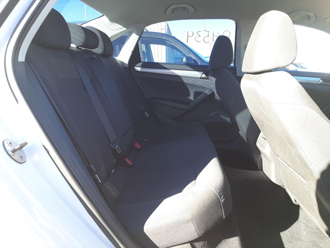 Photo 6 from auction – 2013 VOLKSWAGEN PASSAT S with VIN 1VWAP7A37DC103418