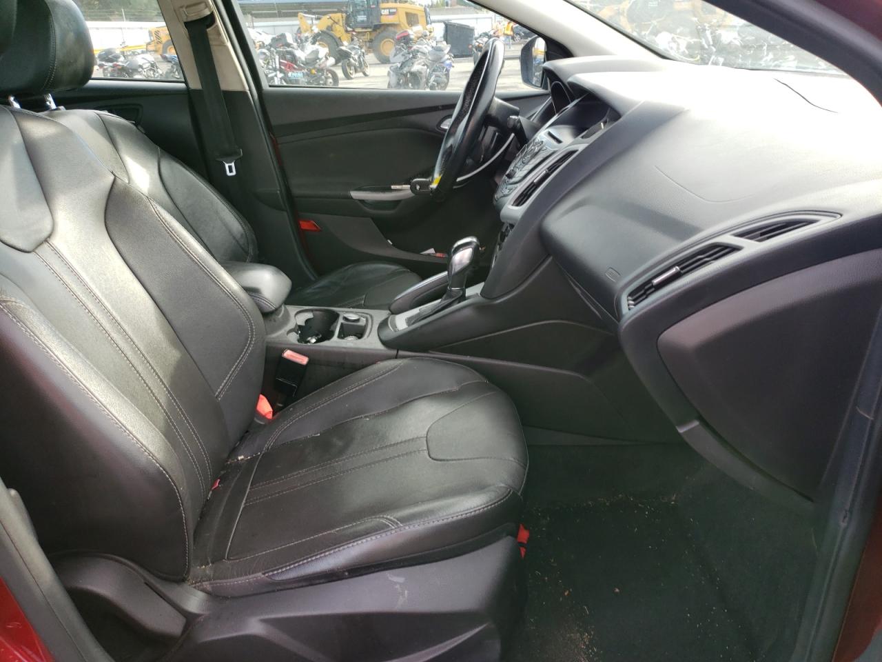 Photo 5 from auction – 2013 FORD FOCUS SE with VIN 1FADP3F27DL198707