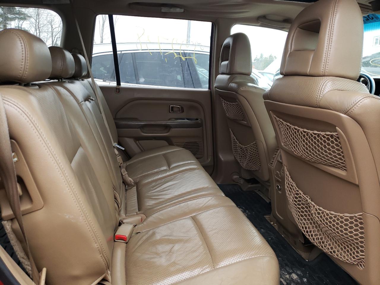 Photo 6 from auction – 2005 HONDA PILOT EXL with VIN 2HKYF18525H518662