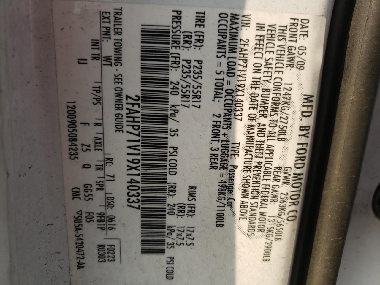 Photo 10 from auction – 2009 FORD CROWN VICT with VIN 2FAHP71V19X140337