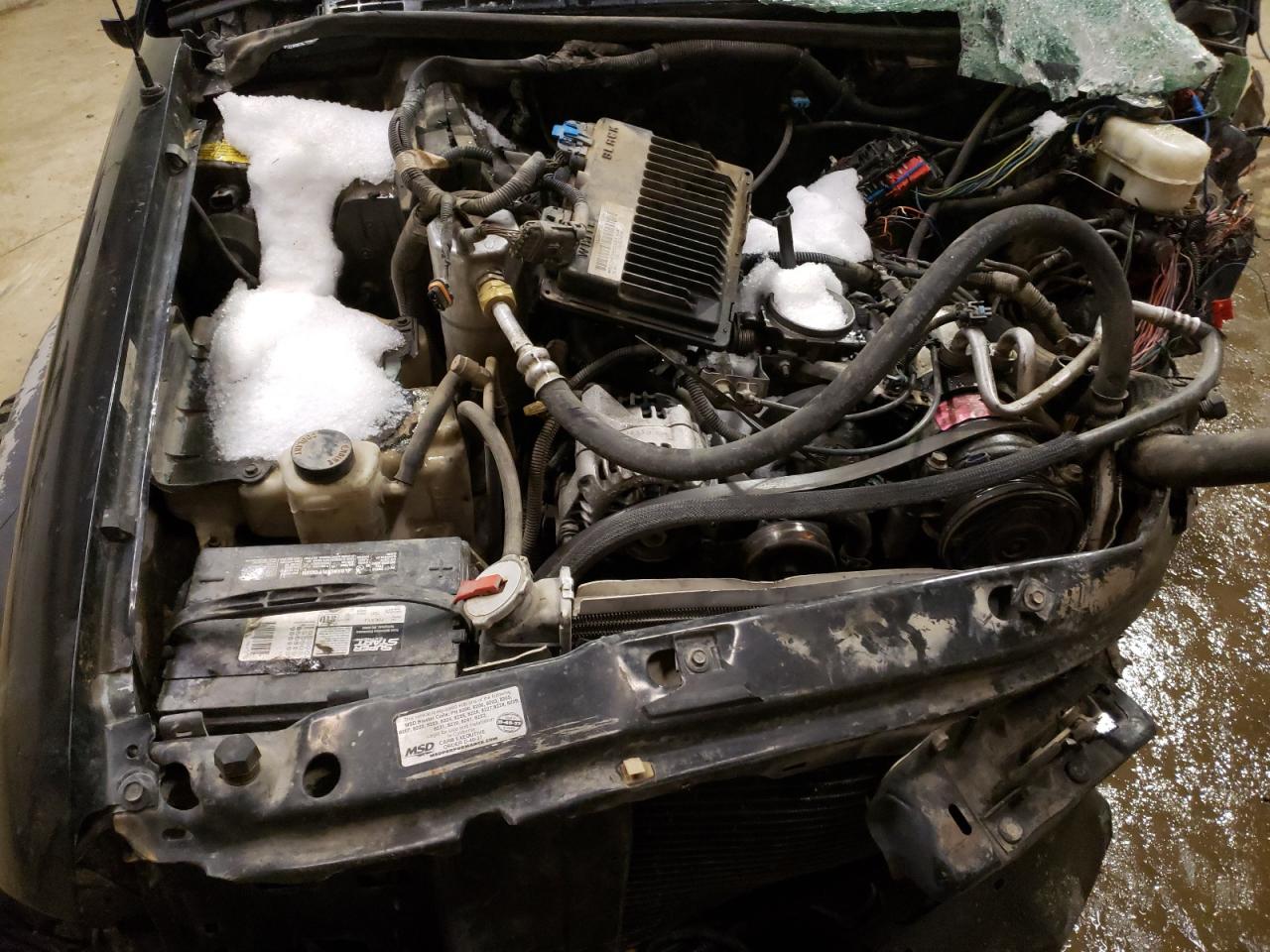 Photo 7 from auction – 2000 CHEVROLET BLAZER with VIN 1GNCT18W7YK186582