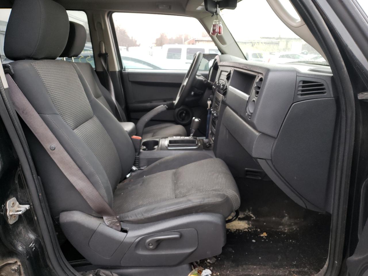 Фото 5 с аукциона – 2008 JEEP COMMANDER с VIN 1J8HG48K48C164396
