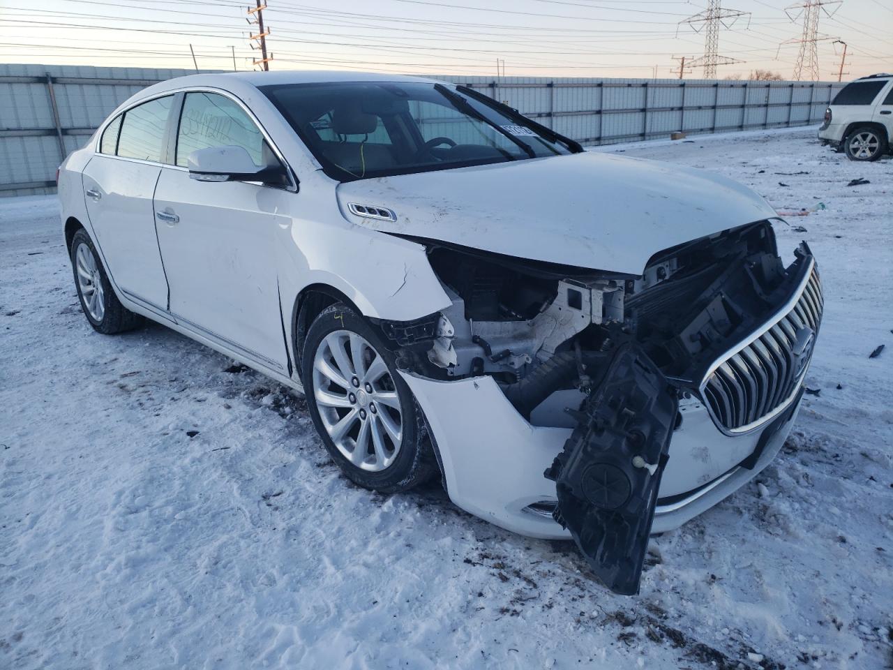 BUICK LACROSSE 2016 with VIN 1G4GB5G37GF158716 - Photo from auction