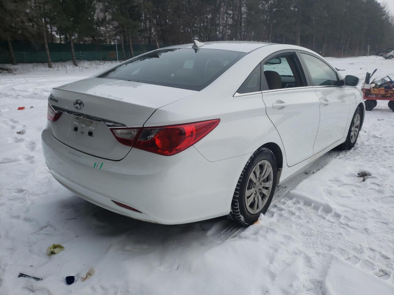 Photo 4 from auction – 2012 HYUNDAI SONATA GLS with VIN 5NPEB4AC7CH484417