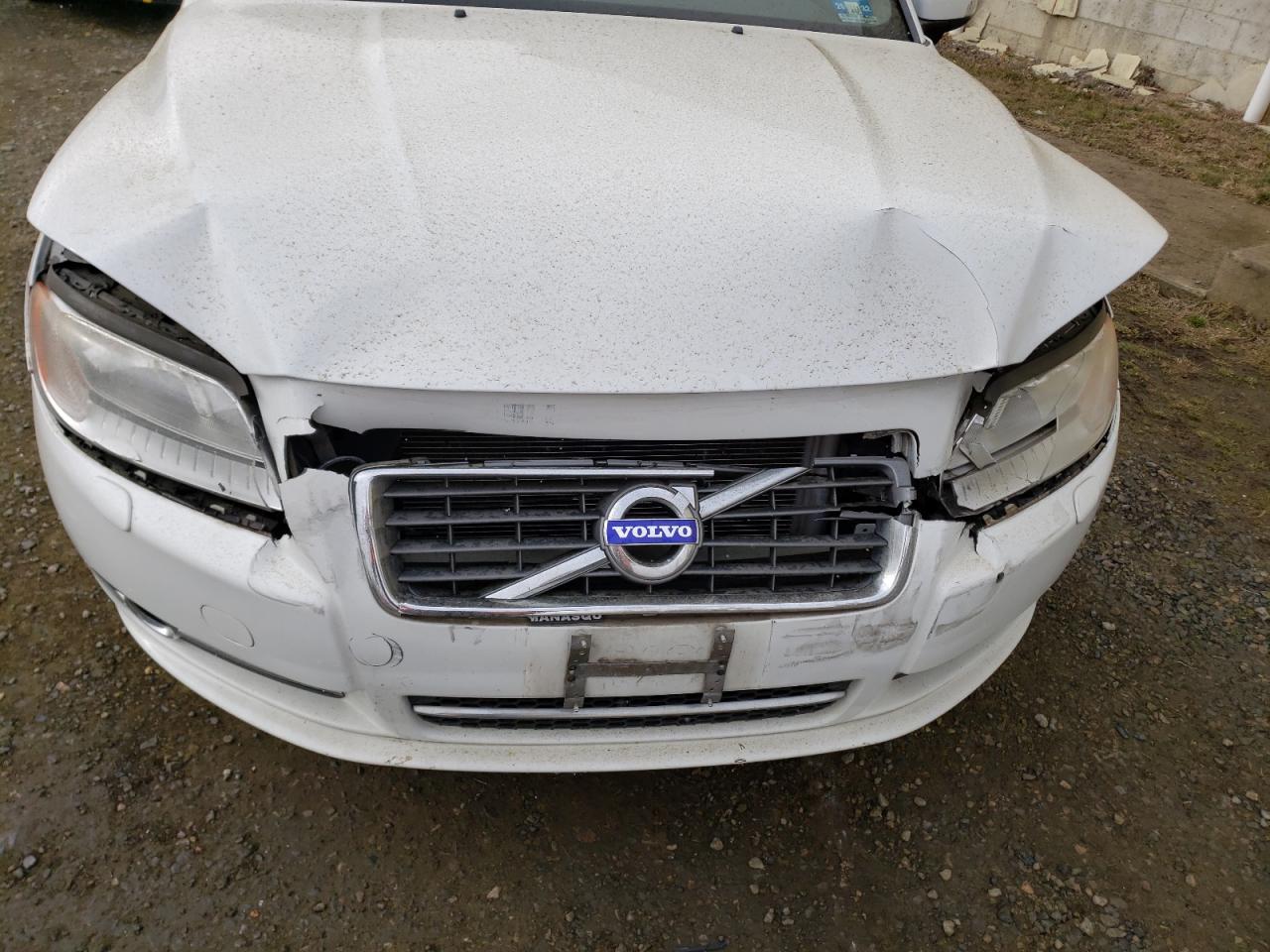 Photo 9 from auction – 2011 VOLVO S80 3.2 with VIN YV1940ASXB1136798