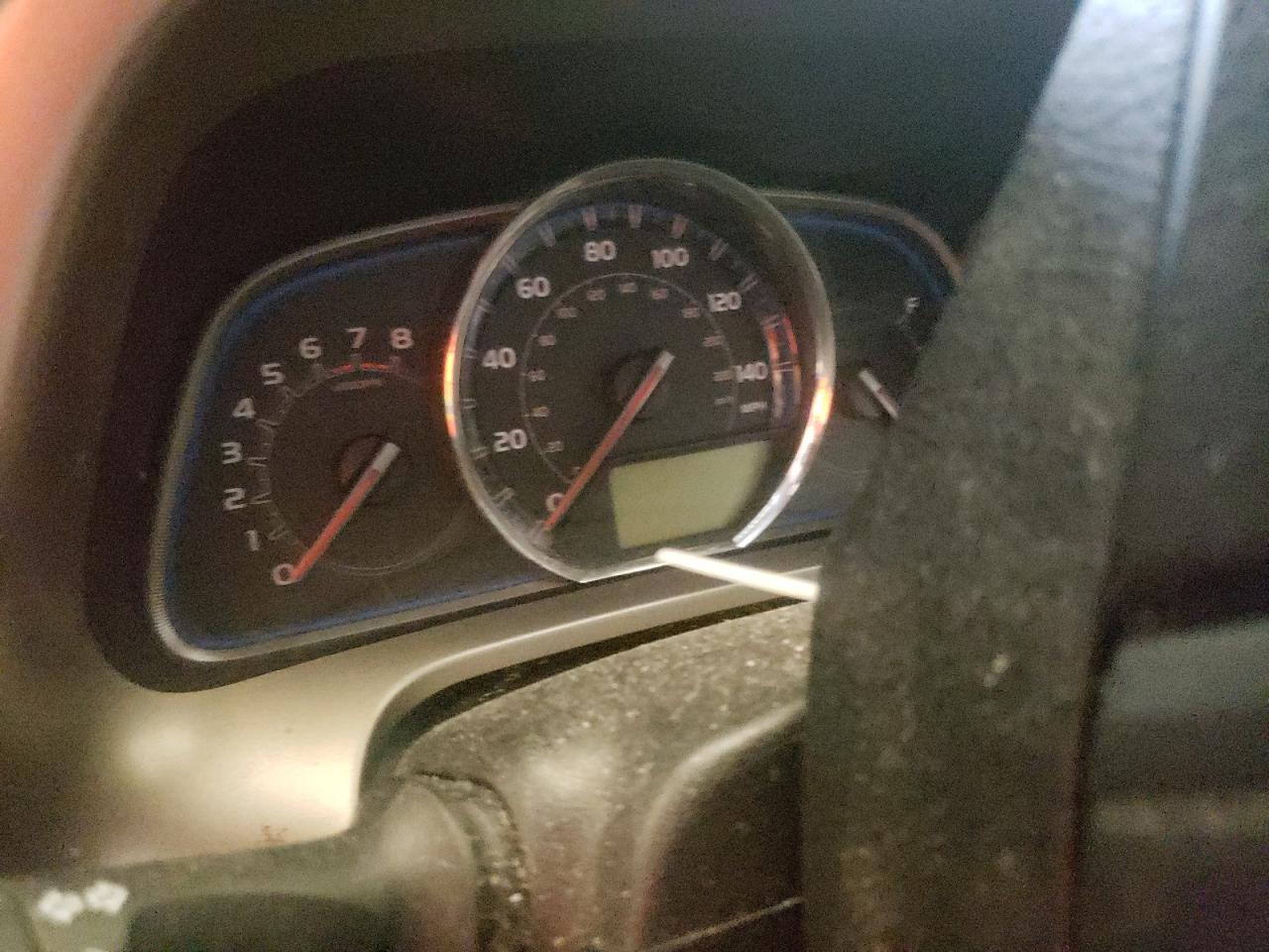 Photo 8 from auction – 2014 TOYOTA RAV4 LIMIT with VIN JTMDFREV1ED071393