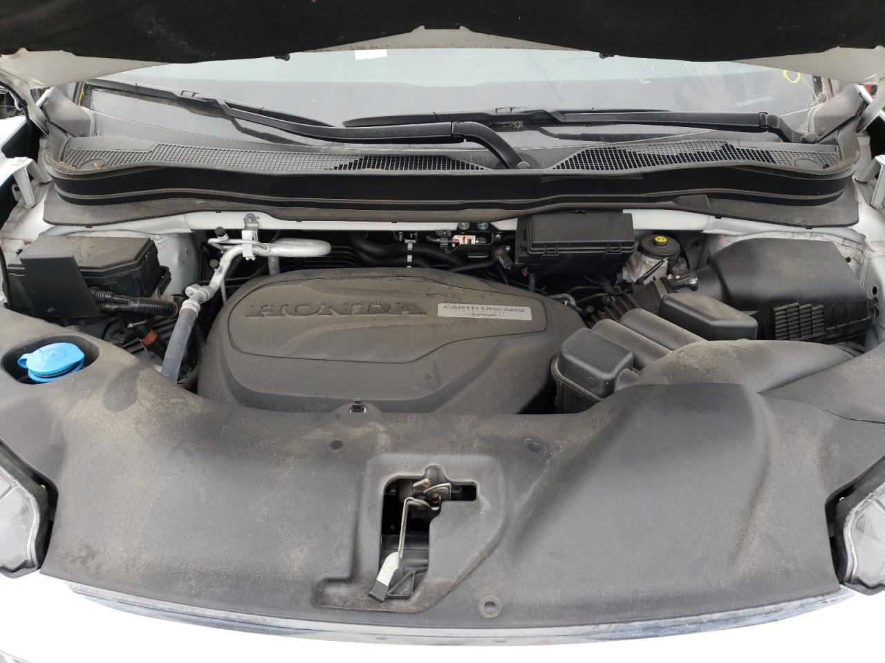 Photo 7 from auction – 2019 HONDA PILOT TOUR with VIN 5FNYF5H99KB038980