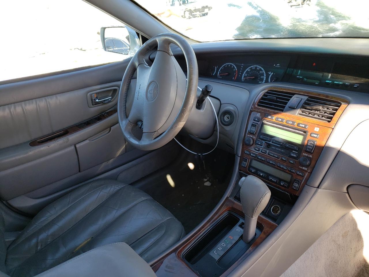 Photo 9 from auction – 2000 TOYOTA AVALON with VIN 4T1BF28BXYU078424