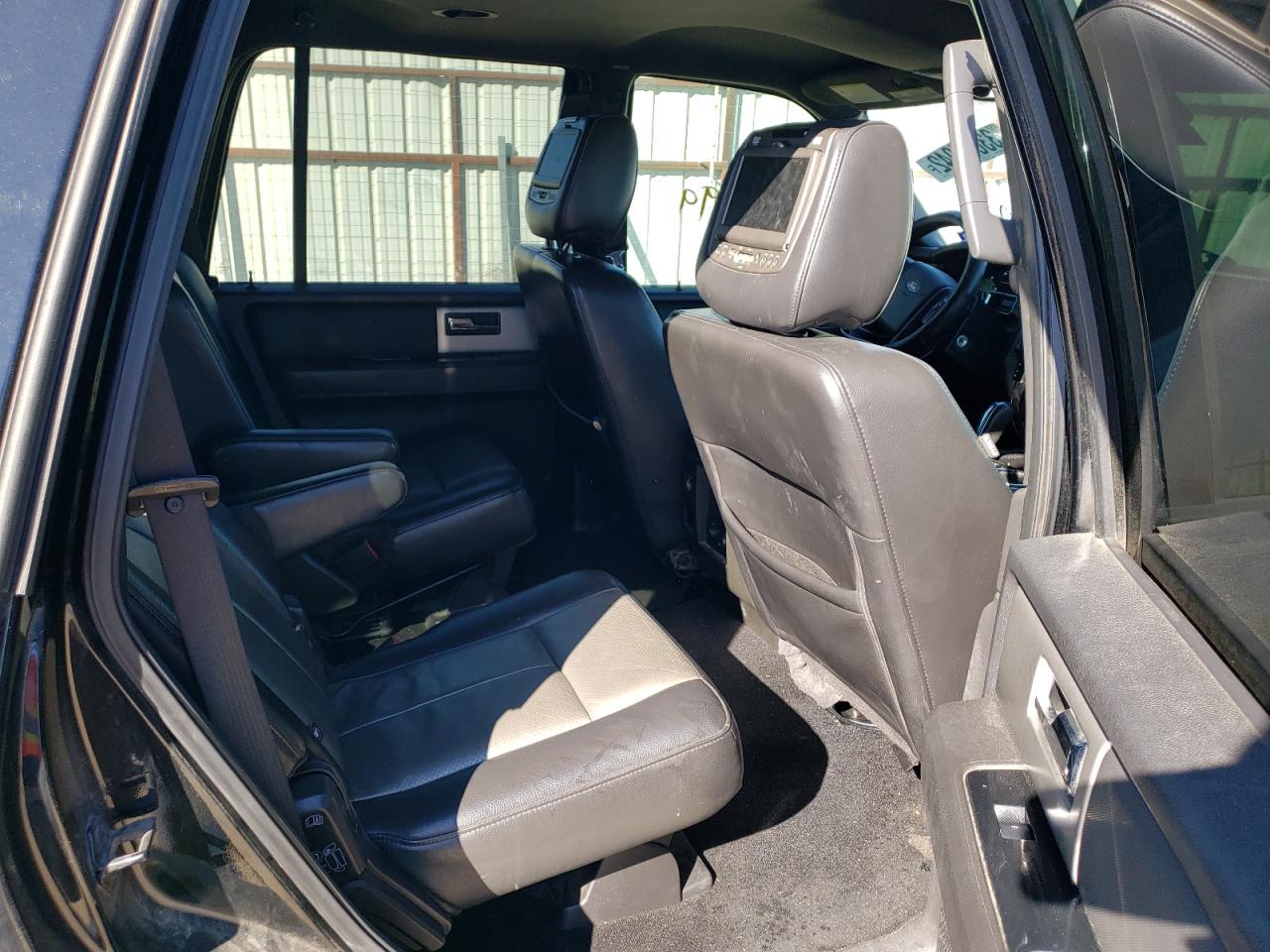 Photo 6 from auction – 2011 FORD EXPEDITION with VIN 1FMJU1H57BEF50246