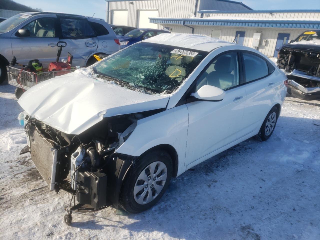 Photo 2 from auction – 2016 HYUNDAI ACCENT SE with VIN KMHCT4AE1GU129787