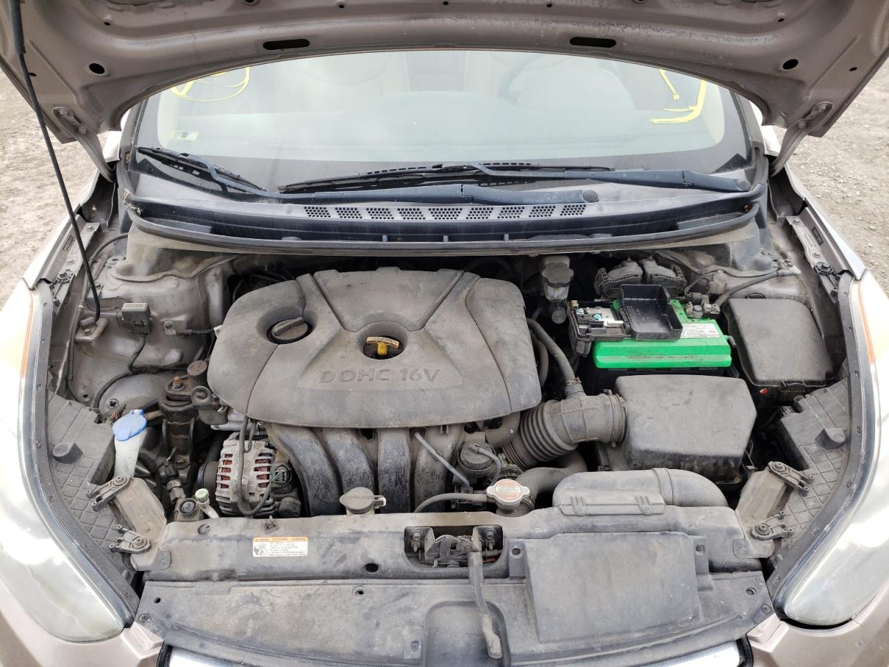 Photo 7 from auction – 2012 HYUNDAI ELANTRA GL with VIN 5NPDH4AE7CH094039
