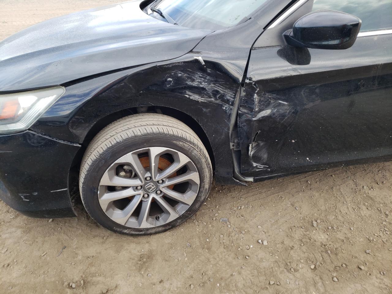 Photo 9 from auction – 2015 HONDA ACCORD SPO with VIN 1HGCR2F55FA032268