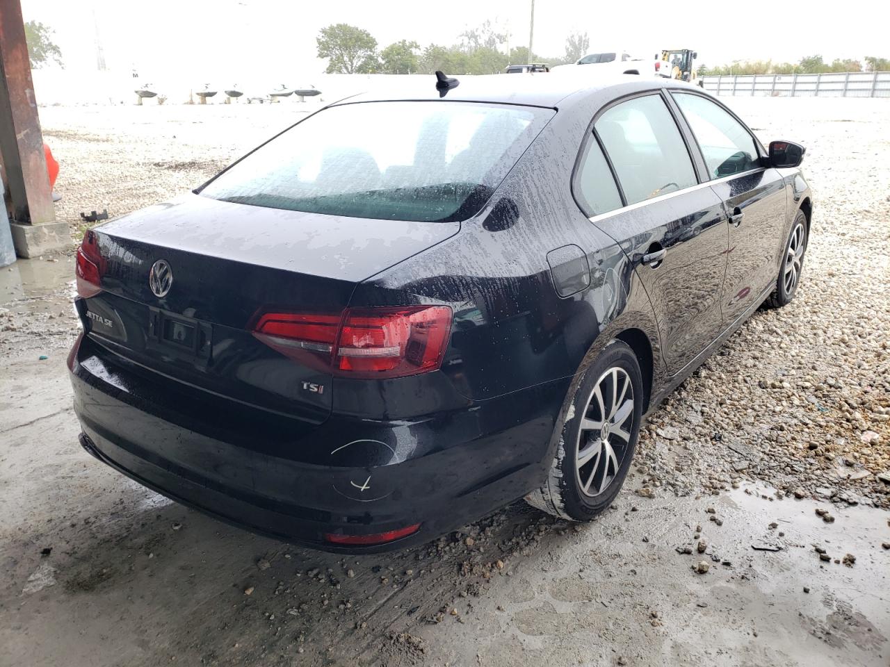 Photo 4 from auction – 2017 VOLKSWAGEN JETTA SE with VIN 3VWDB7AJ9HM229665