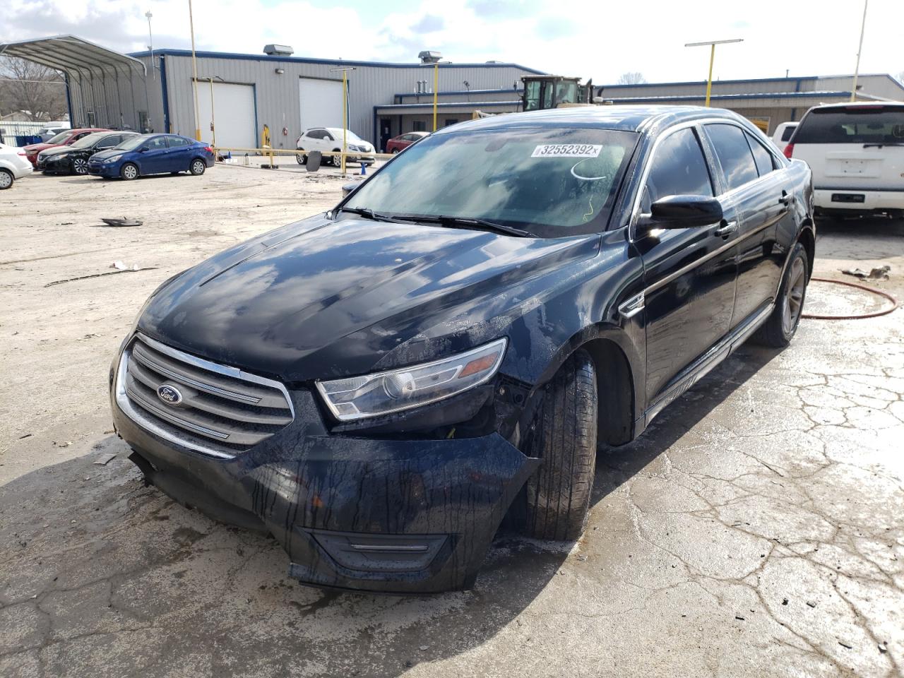 Photo 2 from auction – 2013 FORD TAURUS SEL with VIN 1FAHP2H82DG230677