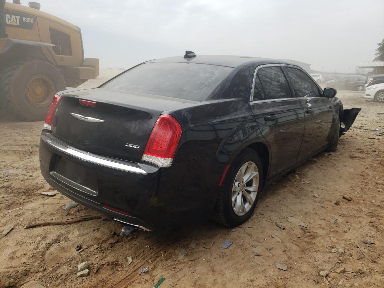 Photo 4 from auction – 2016 CHRYSLER 300 LIMITE with VIN 2C3CCAAG4GH224422