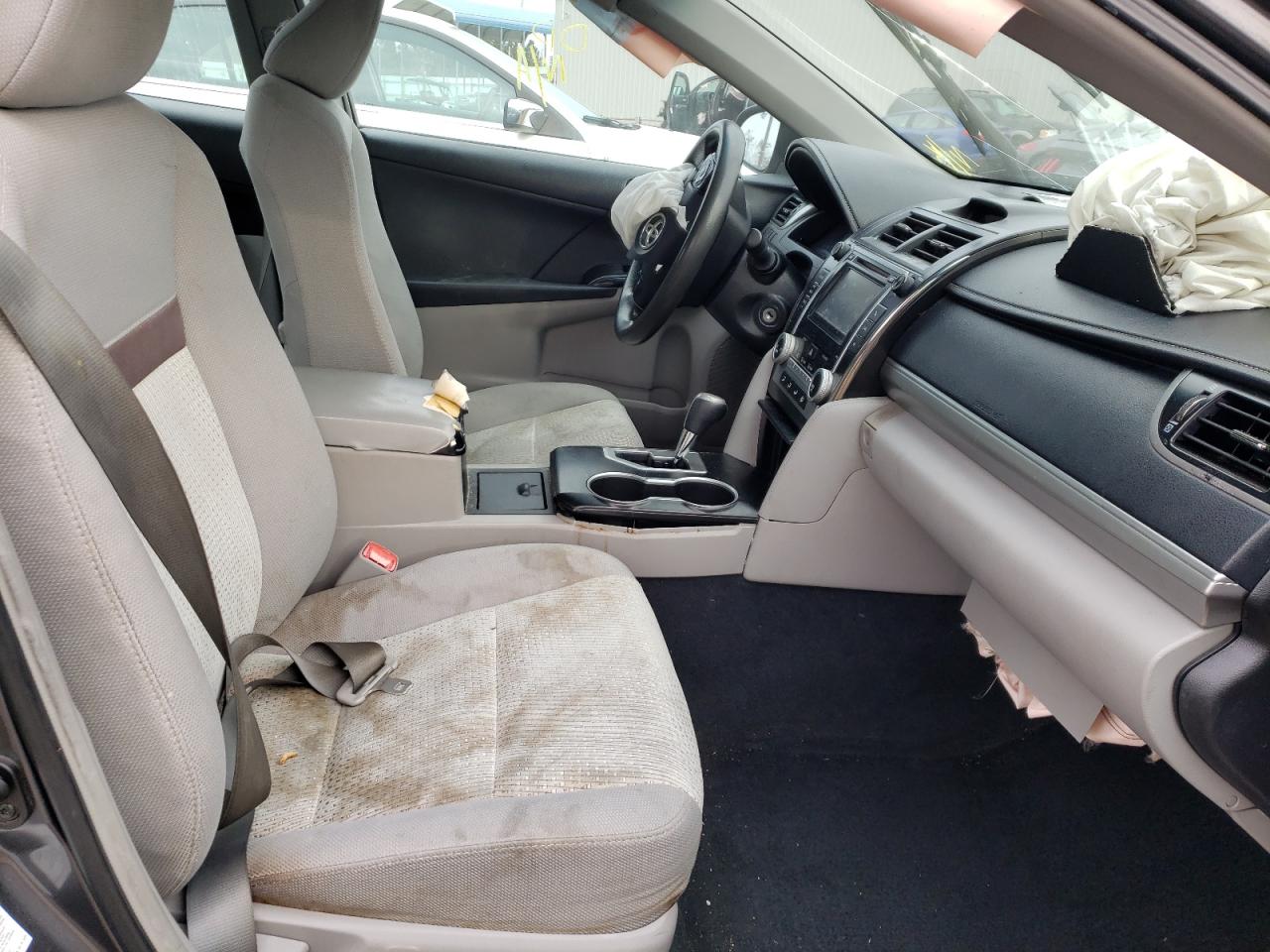 Photo 5 from auction – 2012 TOYOTA CAMRY BASE with VIN 4T1BF1FK2CU037579