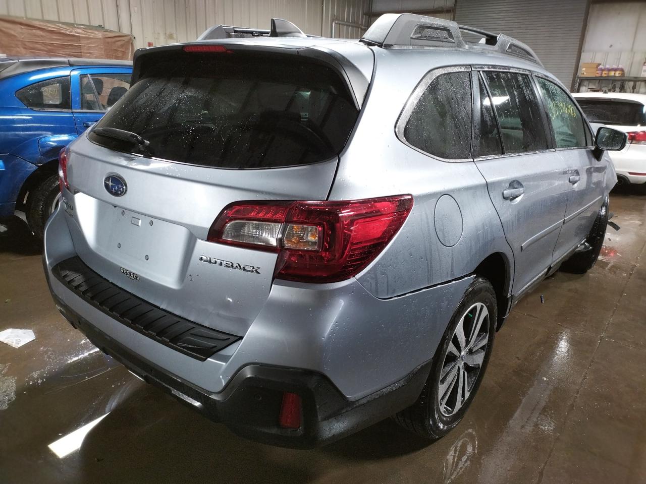 Photo 4 from auction – 2018 SUBARU OUTBACK 2. with VIN 4S4BSANC6J3341684